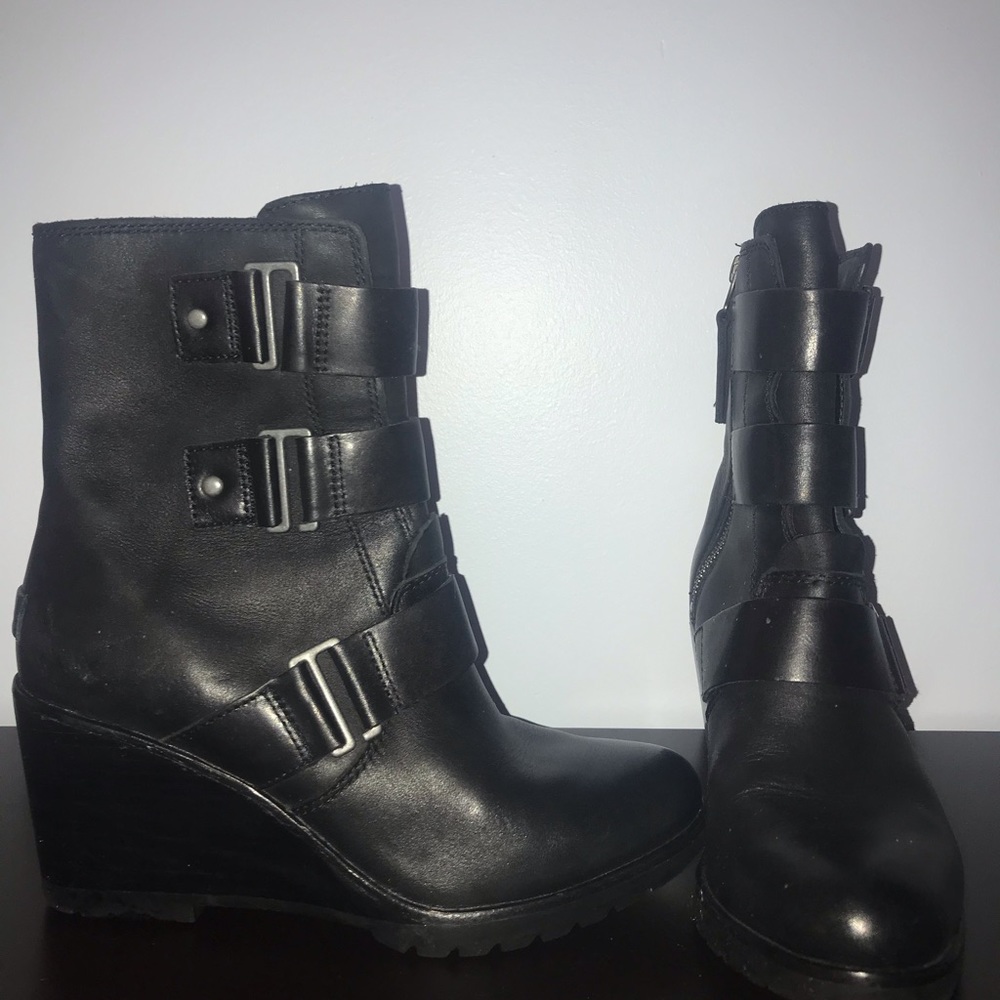 Sorel After Hours boots